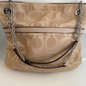 Coach Large Tote (tan)